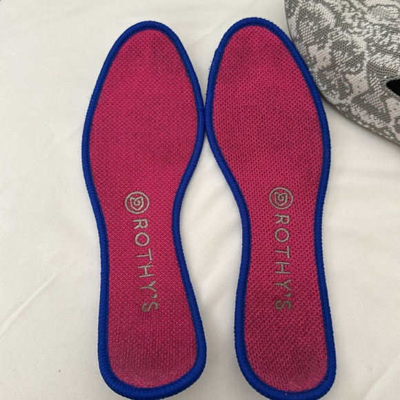 Rothy’s Size 8 Python Print Almond Toe Loafers - Picture 6 of 9